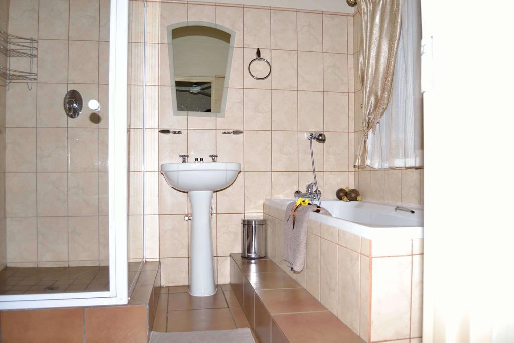 Cycas Guest House Малелейн Екстериор снимка
