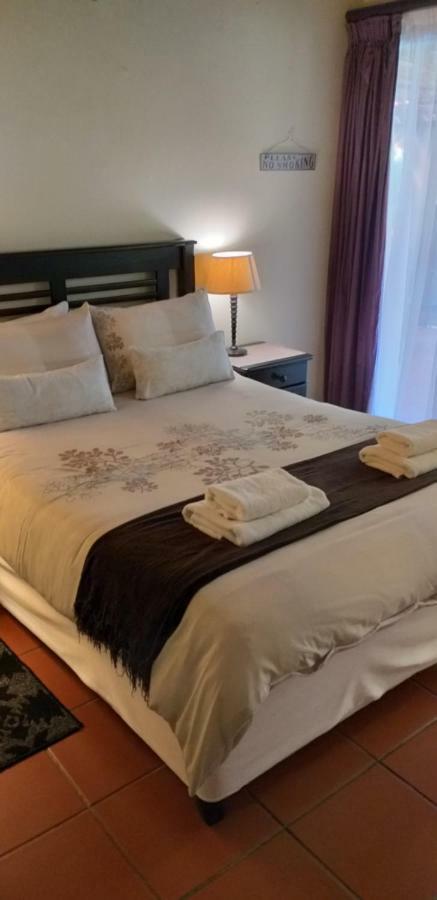 Cycas Guest House Малелейн Екстериор снимка